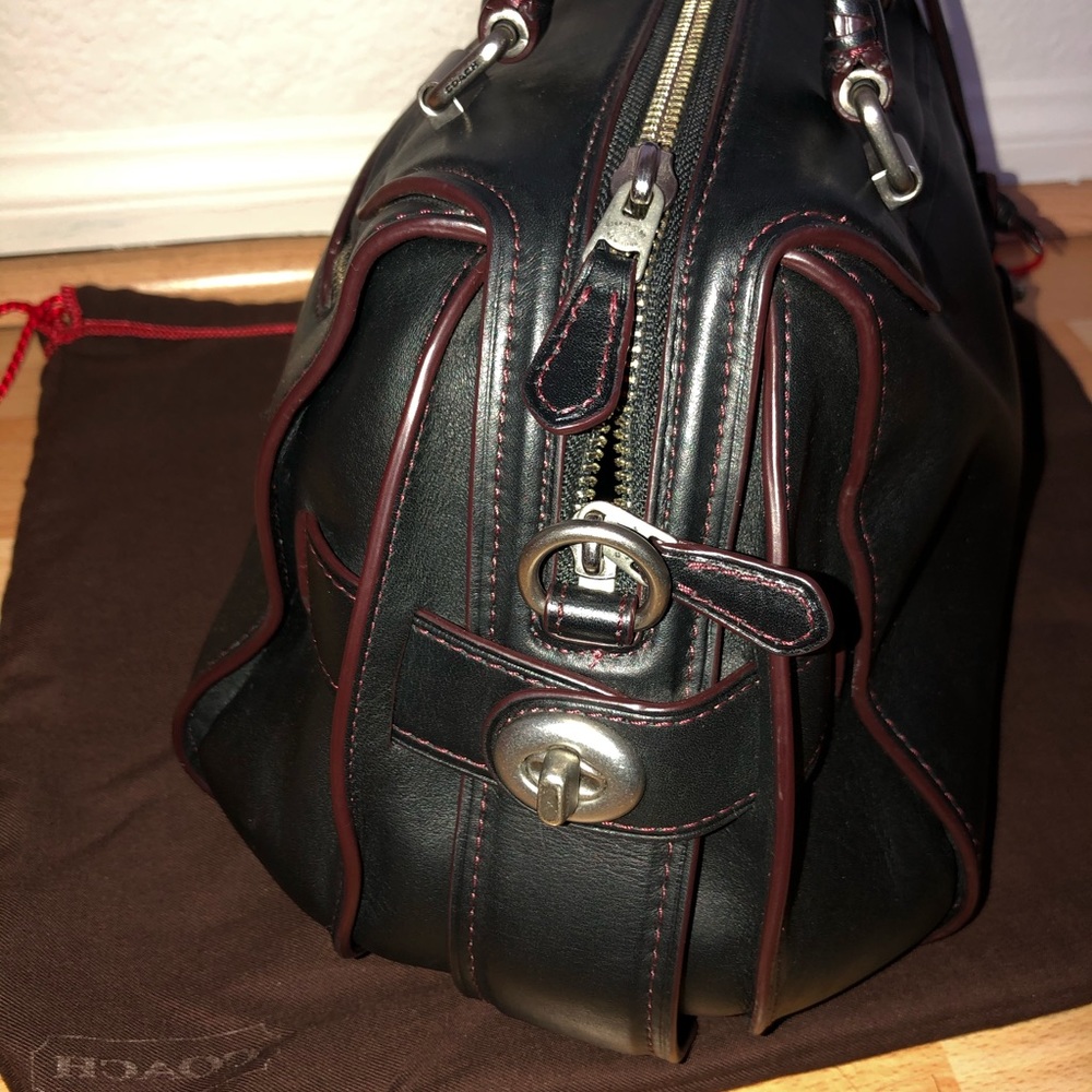 COACH handbag - Picture 3 of 8